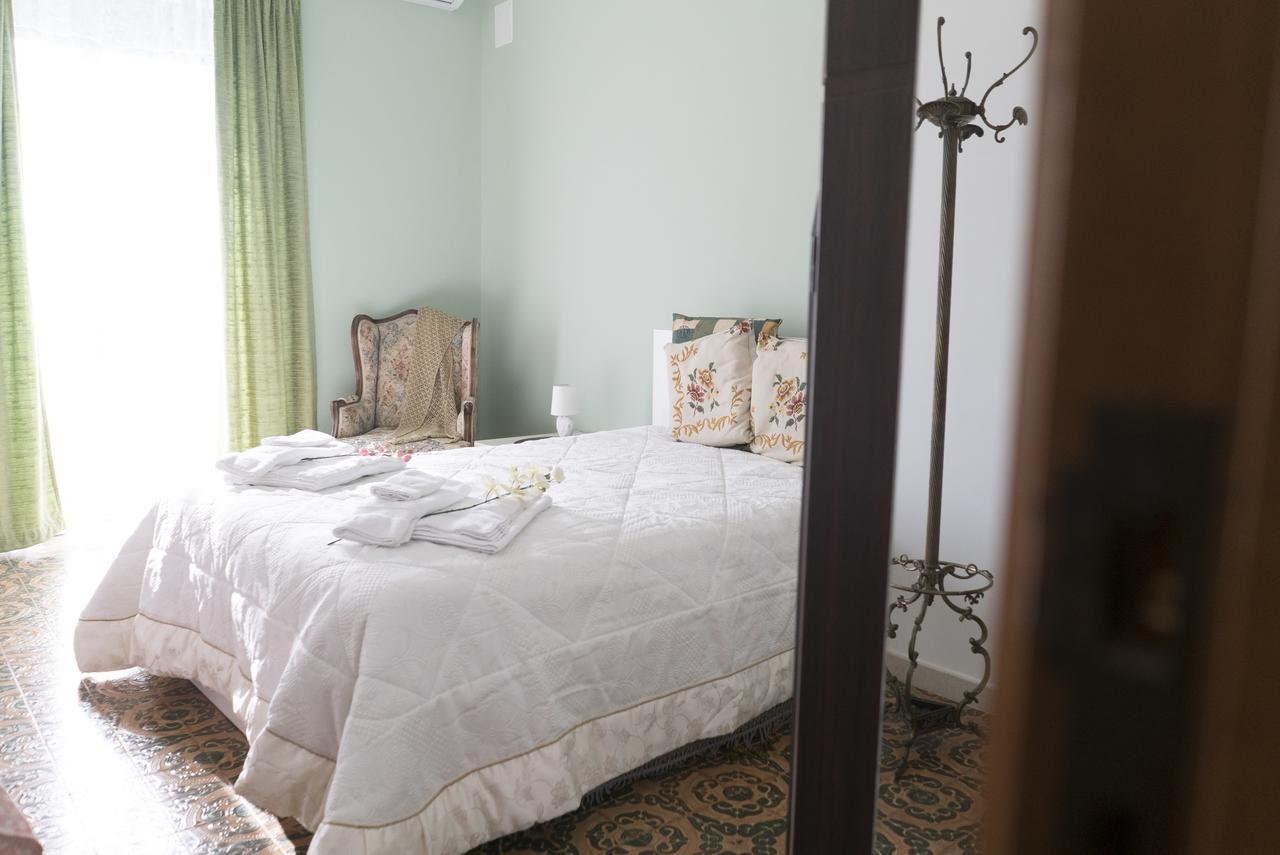 B&B Belli Di Nonna Salerno Buitenkant foto